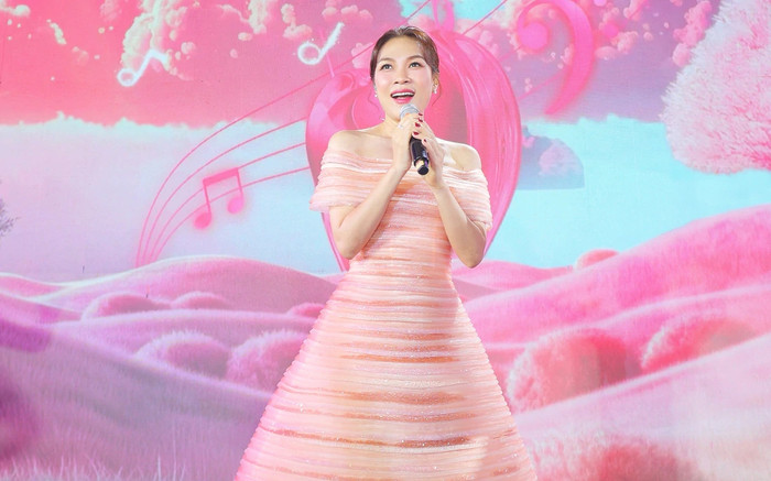 Ca sĩ Mỹ Tâm quê ở Đà Nẵng.