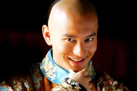 Diễn viên Huỳnh Hiểu Minh thủ vai Vi Tiểu Bảo trong bộ phim truyền hình Tân Lộc Đỉnh Ký.&nbsp;