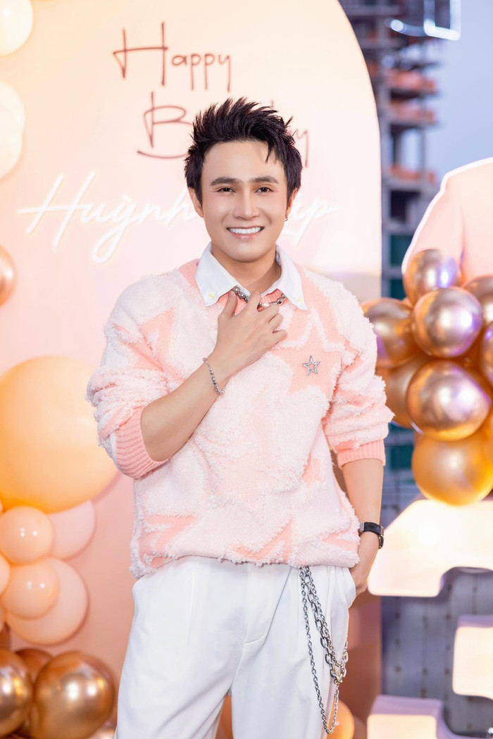Huỳnh Lập đang là một trong những nhà làm phim trẻ tạo được dấu ấn tại phòng vé Việt. Ảnh: FBNV.