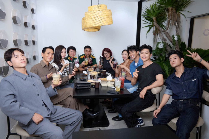 Steven Nguyễn chia sẻ bài viết đầy cảm xúc nhân dịp tròn một năm kể từ showcase ra mắt phim Mưa Đỏ. Ảnh: FBNV