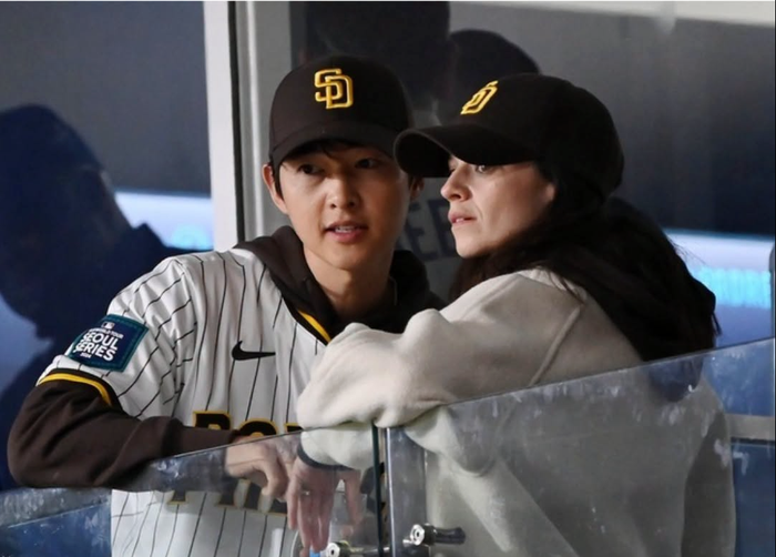 Song Joong Ki dính nghi vấn ly hôn vợ lần 2.