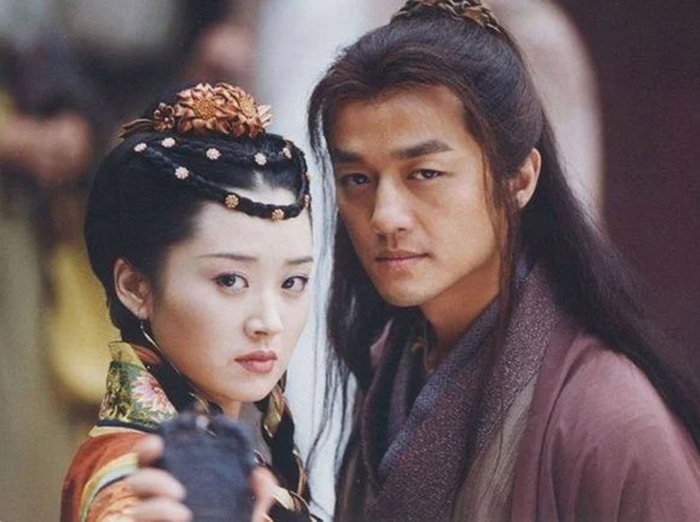 Lệnh Hồ Xung và Nhậm Doanh Doanh là tri kỷ giữa giang hồ Kim Dung đầy tranh đấu.