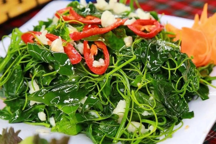 Về Nghệ An quê hương Hồ Văn Cường, đừng quên thử loại rau dân dã này Ảnh 3