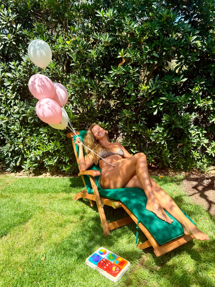 Siêu mẫu Gisele Bündchen đón sinh nhật tuổi 46, hé lộ cuộc sống viên mãn bên gia đình Ảnh 1