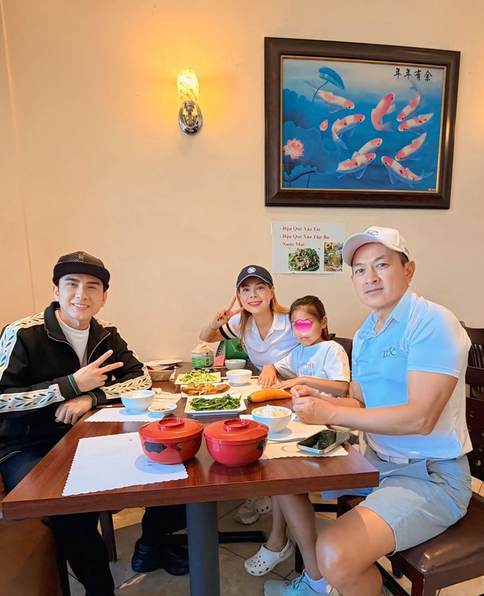 Vợ chồng Thanh Thảo hội ngộ Đan Trường.