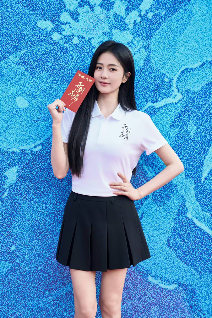 Bạch Lộc chính thức khởi động hành trình mới sau khi rời Hoan Ngu Ảnh Thị. Ảnh: Weibo.