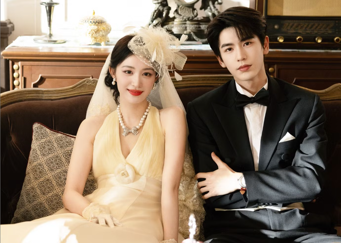 Trương Lăng Hách và Vương Sở Nhiên được khen về tạo hình dân quốc, nhưng chưa đủ giúp tác phẩm chinh phục khán giả. Ảnh: Weibo.