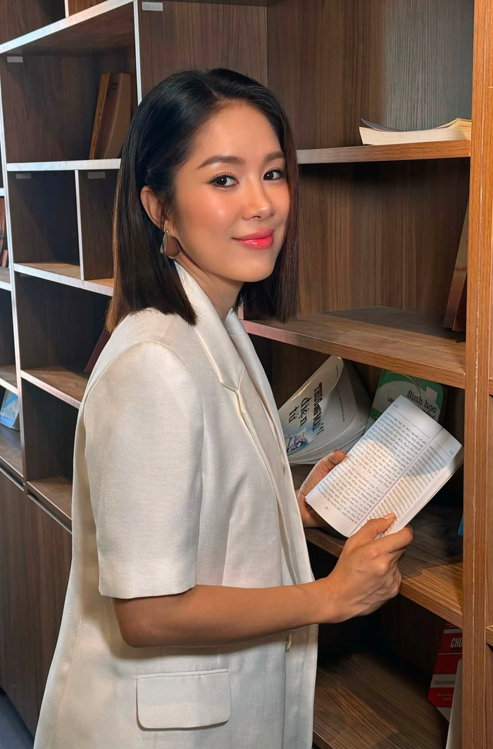 Lê Phương gắn liền với hình tượng những người phụ nữ, người vợ cam chịu, lam lũ và giàu nước mắt trên màn ảnh. Ảnh: FBNV