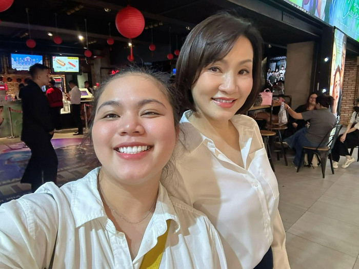 Hồng Đào và người trợ lý đã có 8 năm đồng hành trong công việc lẫn cuộc sống. Ảnh: FBNV.