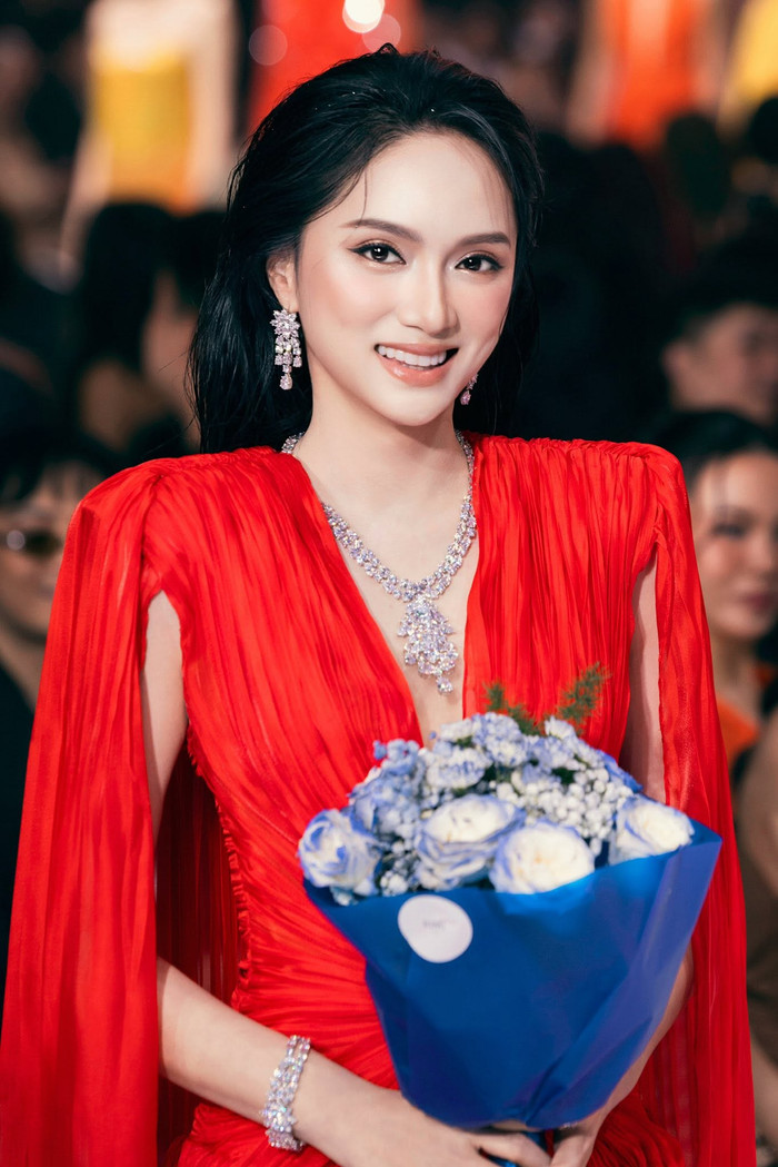 Hương Giang liên tiếp đón nhận 'quả ngọt' sau khi dành danh hiệu Á hậu 2 MGI All Stars. Ảnh: FBNV