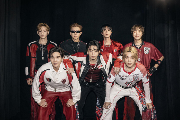 BTS đồng loạt 'ngược dòng' trên các bảng xếp hạng toàn cầu hậu World Cup 2026 Ảnh 1