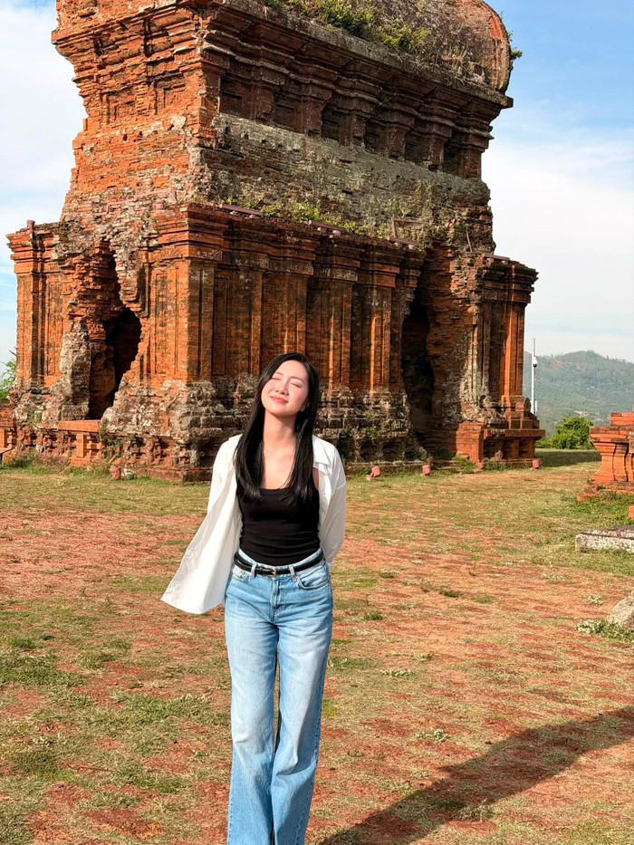 Visual trong veo của Hoa hậu Hà Trúc Linh khiến dân mạng không ngớt lời khen. (Nguồn: FBNV)