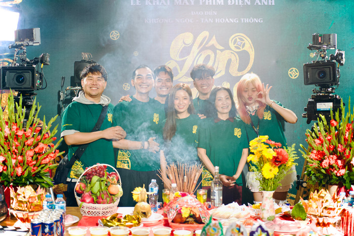 Lên Hương là dự án thứ 3 đạo diễn Khương Ngọc mời Hồng Đào hợp tác. Ảnh: FB