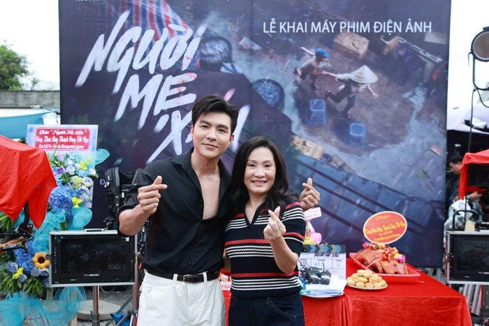 Steven Nguyễn kết hợp cùng Hồng Đào trong Người Mẹ Xấu, dự án được xây dựng riêng cho nam diễn viên từ giai đoạn phát triển kịch bản. Ảnh: FBNV.