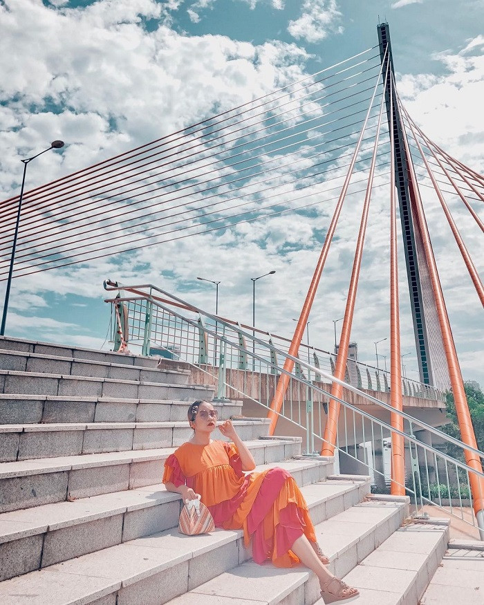 Cây cầu bắc qua sông Hàn. Ảnh: sue.uyenpuong&nbsp;