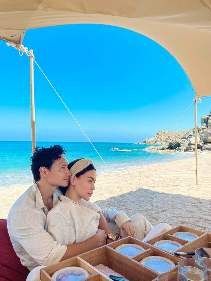Hôn nhân viên mãn của Hồ Ngọc Hà.