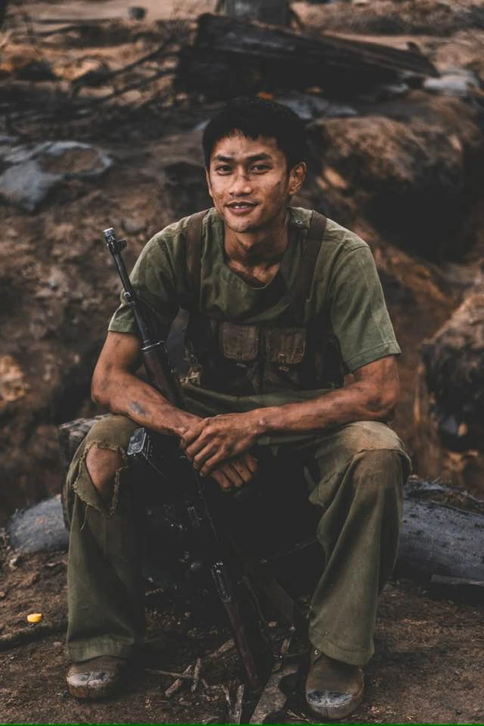 Nguyễn Hùng vào vai Hải trong Mưa Đỏ.&nbsp;
