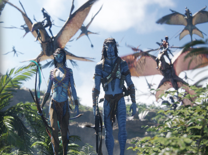 Ba phần phim Avatar của James Cameron tiếp tục được xem là chuẩn mực về khả năng biến điện ảnh thành một hiện tượng văn hóa và phòng vé toàn cầu. Ảnh: Universal.
