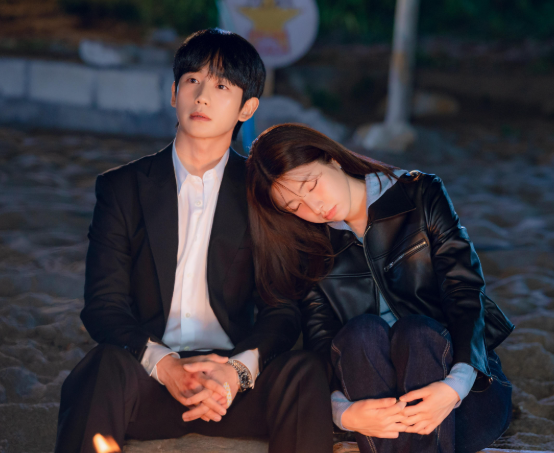 Jung Hae In, Ha Young hé lộ sức hút của Our Sticky Love Ảnh 1