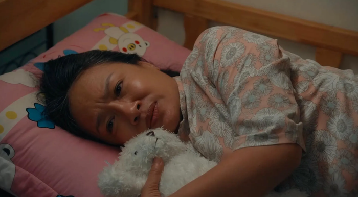 Bà Phụng (NSƯT Tú Oanh) qua đời sau một đêm hai mẹ con tâm sự đã trở thành khoảnh khắc lấy đi nước mắt của đông đảo người xem.&nbsp;