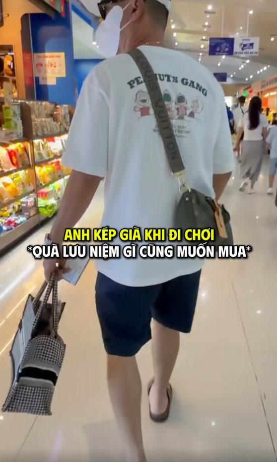 Tiến Luật và Thu Trang mỗi lần đi du lịch. Ảnh: Chụp màn hình FBNV