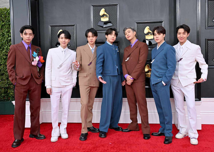 BTS và GRAMMY: Ai cần ai? Ảnh 2