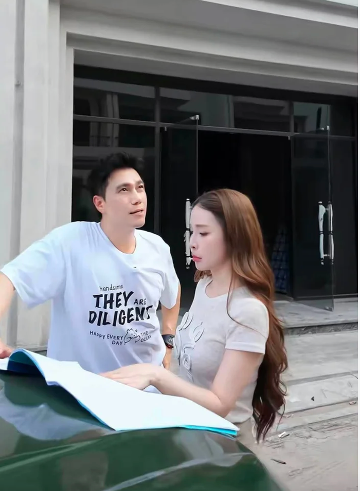 NSƯT Việt Anh cho biết căn nhà dự kiến hoàn thiện sau khoảng sáu tháng. Ảnh: Chụp màn hình FBNV&nbsp;