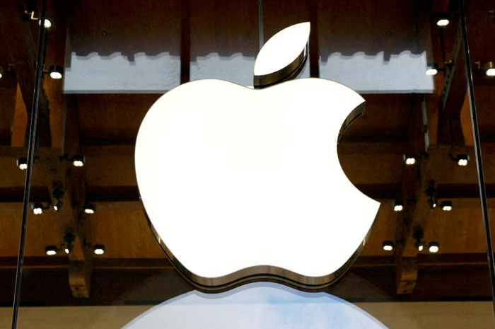 Apple vừa thông báo tăng giá iPhone vào tháng 6. Ảnh: Reuters