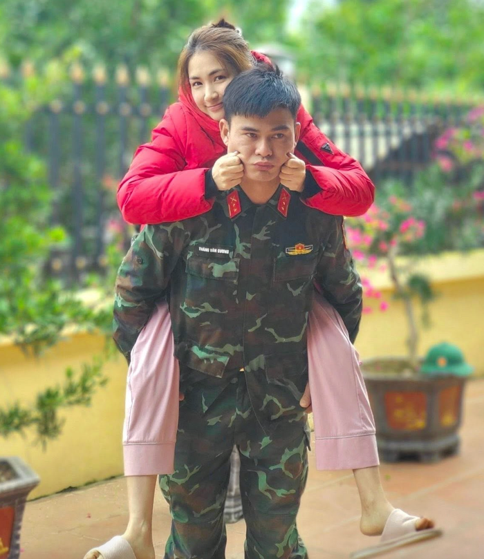 Hòa Minzy bày tỏ nỗi nhớ dành cho chồng vào lúc 3h sáng. Ảnh: FBNV