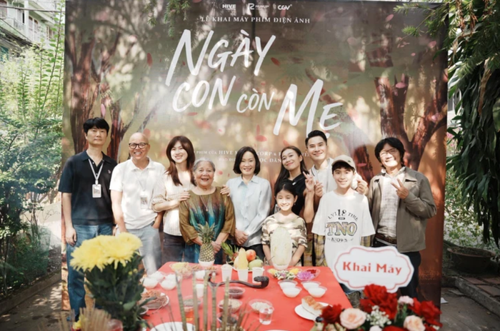 Hồng Đào tái hợp Phương Anh Đào trong Ngày con còn mẹ, lần này vào vai hai mẹ con trên màn ảnh. Ảnh: FBNV.