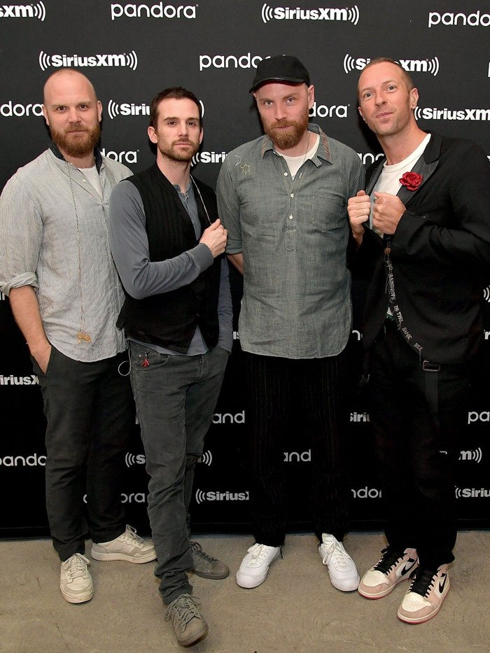 Chris Martin (Coldplay) từng viết nhạc cho James Bond, bản demo sau 30 năm mới lộ diện Ảnh 3