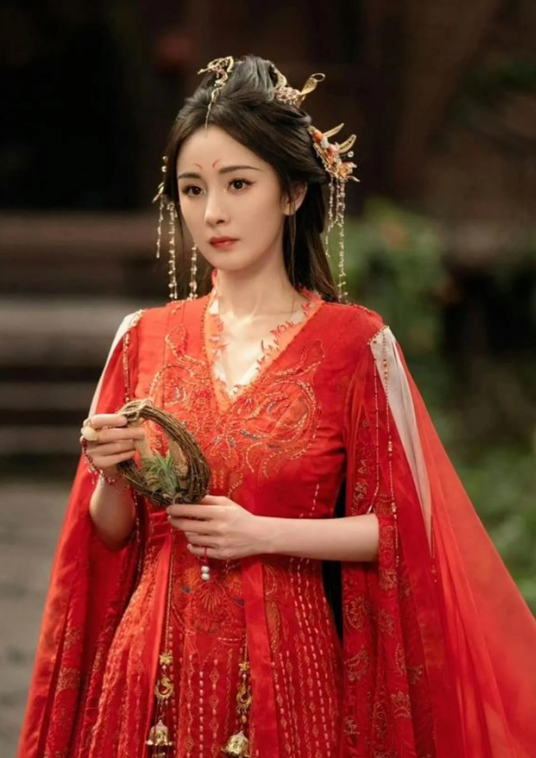 Tạo hình Dương Mịch trong vai Đồ Sơn Hồng Hồng.&nbsp;