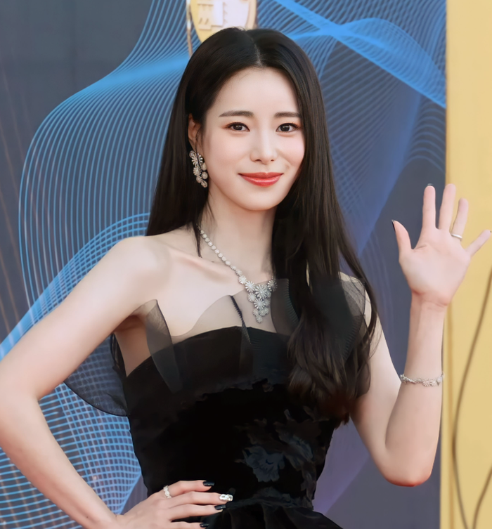 Lim Ji Yeon xinh xinh đẹp rạng ngời trong nhiều sự kiện trước đó.&nbsp;