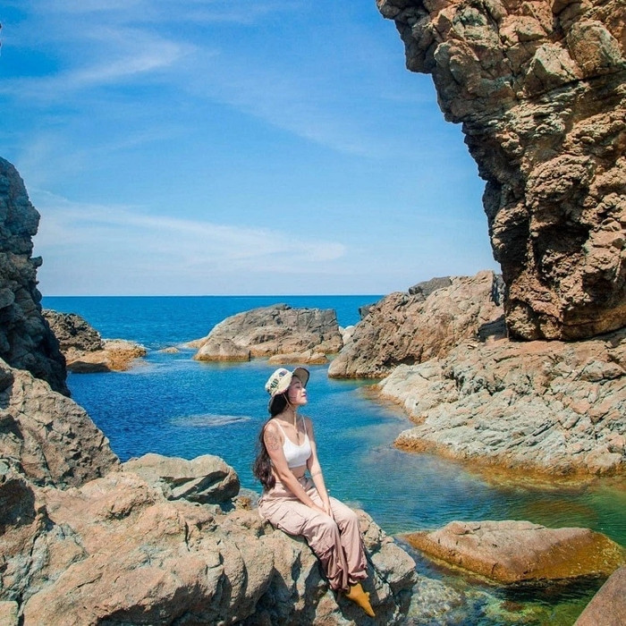 Vẻ đẹp mê ly ở Mũi Nghê. Ảnh: danangbest.com