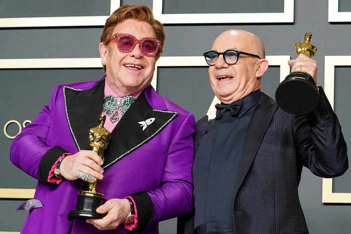 Bernie Taupin tiết lộ cách Elton John vẫn sáng tác sau khi gần như mất thị lực Ảnh 2