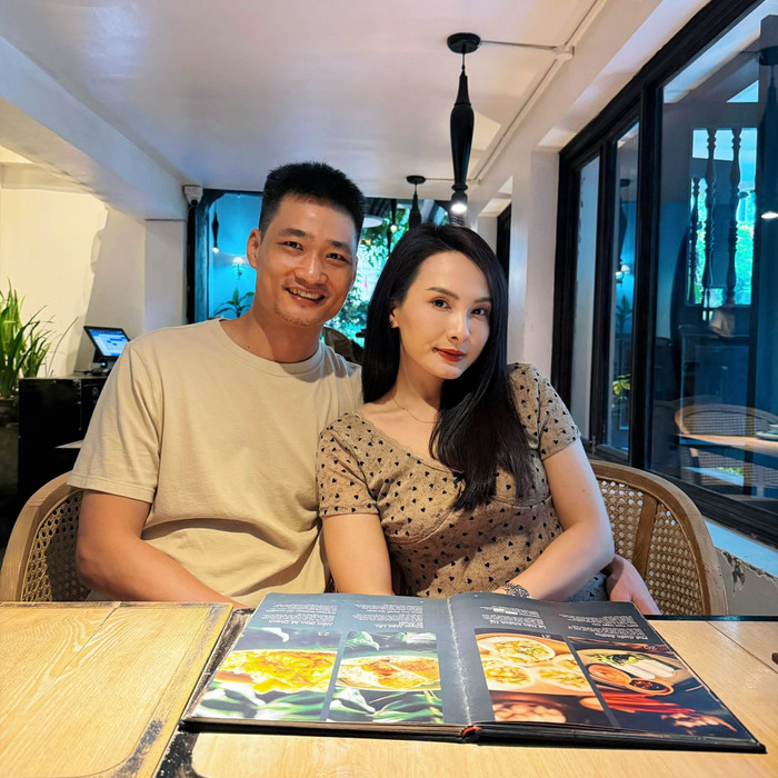 Bảo Thanh và ông xã tận hưởng những khoảnh khắc đời thường sau nhiều năm nữ diễn viên tạm rời màn ảnh nhỏ. Ảnh: FBNV.