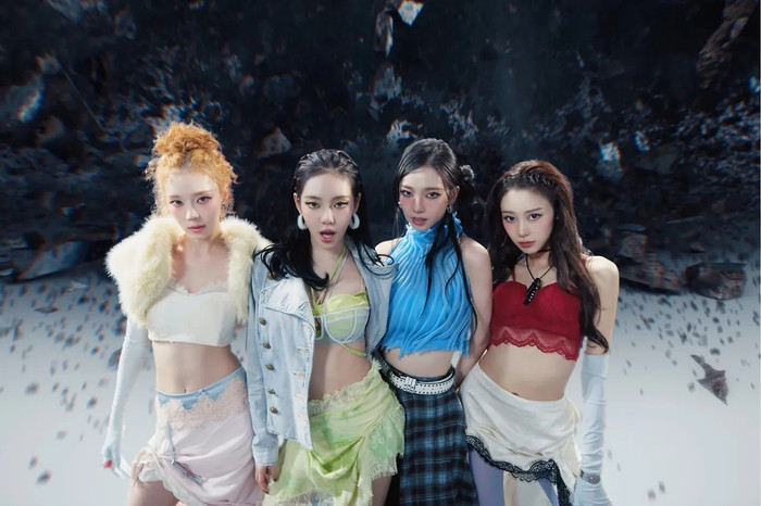 BTS, BLACKPINK hay aespa: Ai đang thực sự 'nuôi sống' các đế chế K-pop? Ảnh 1
