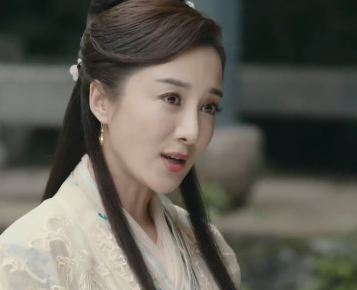 Phùng Hằng là một người vô cùng xinh đẹp và có trí nhớ tuyệt vời.&nbsp;
