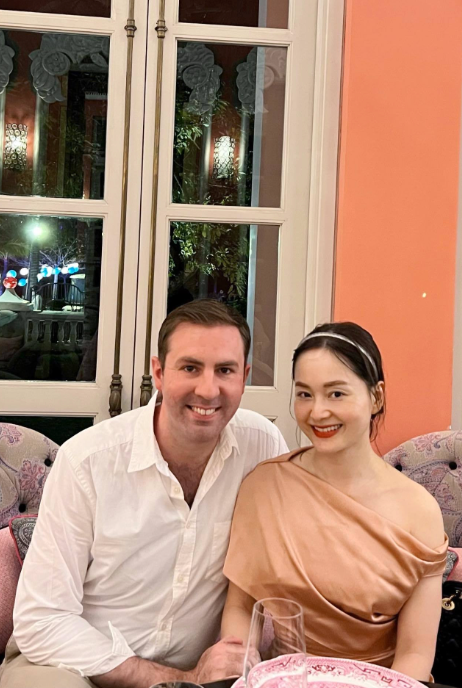 Lan Phương và chồng cũ David Duffy thời còn gắn bó. Ảnh: FBNV