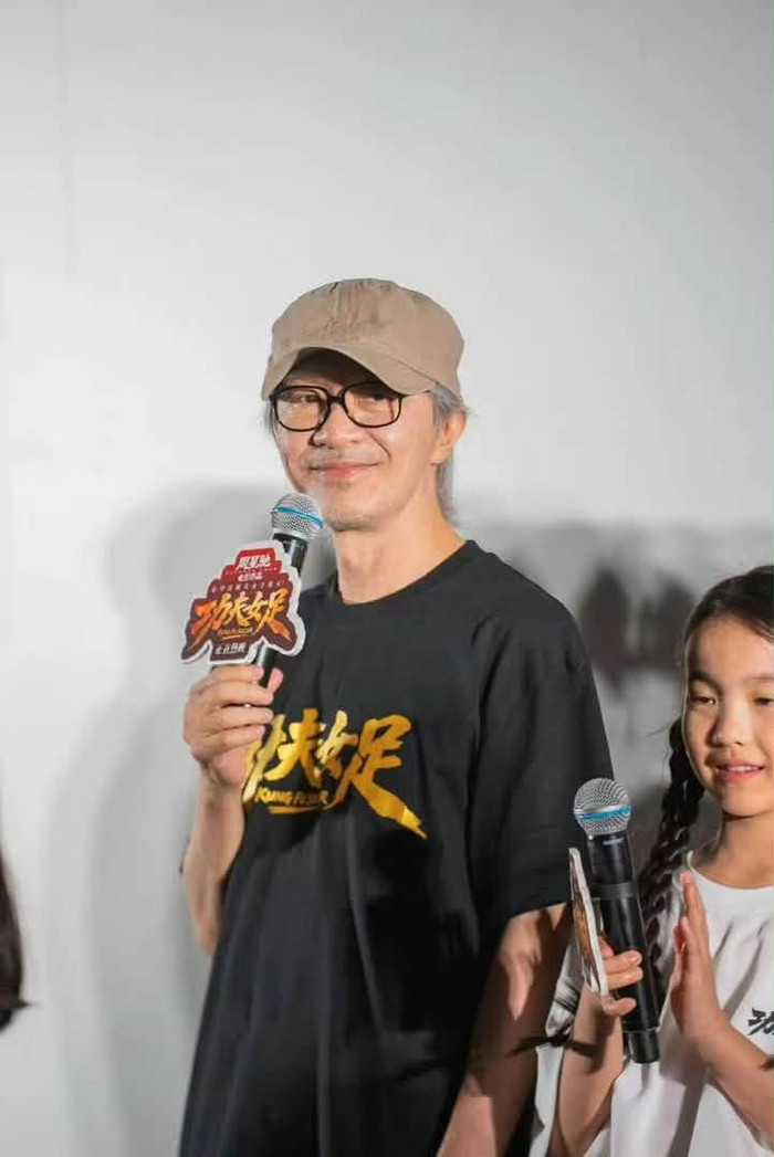 Cuộc đối thoại về điện ảnh của Châu Tinh Trì và Đổng Vũ Huy gây chú ý. Ảnh: Weibo.