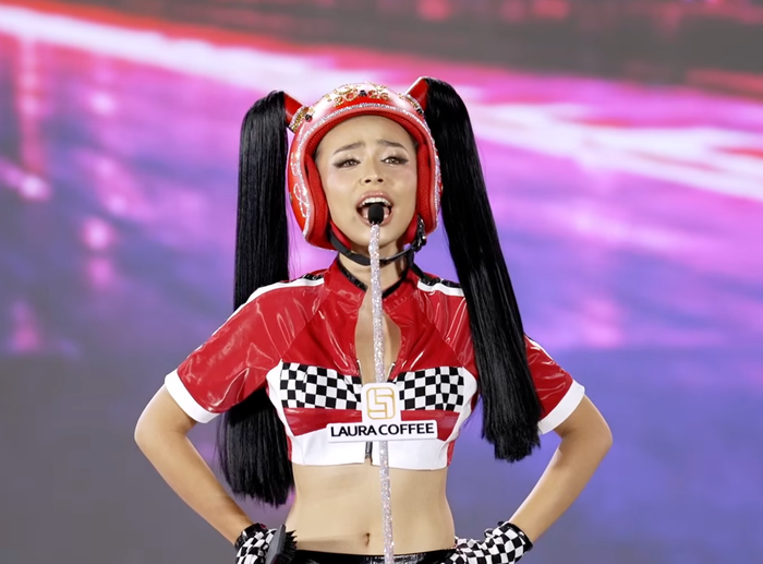 Trực tiếp chung kết Miss Grand Vietnam 2026: Công bố trang phục dân tộc tân Hoa hậu sẽ mang đến sân chơi quốc tế Ảnh 1