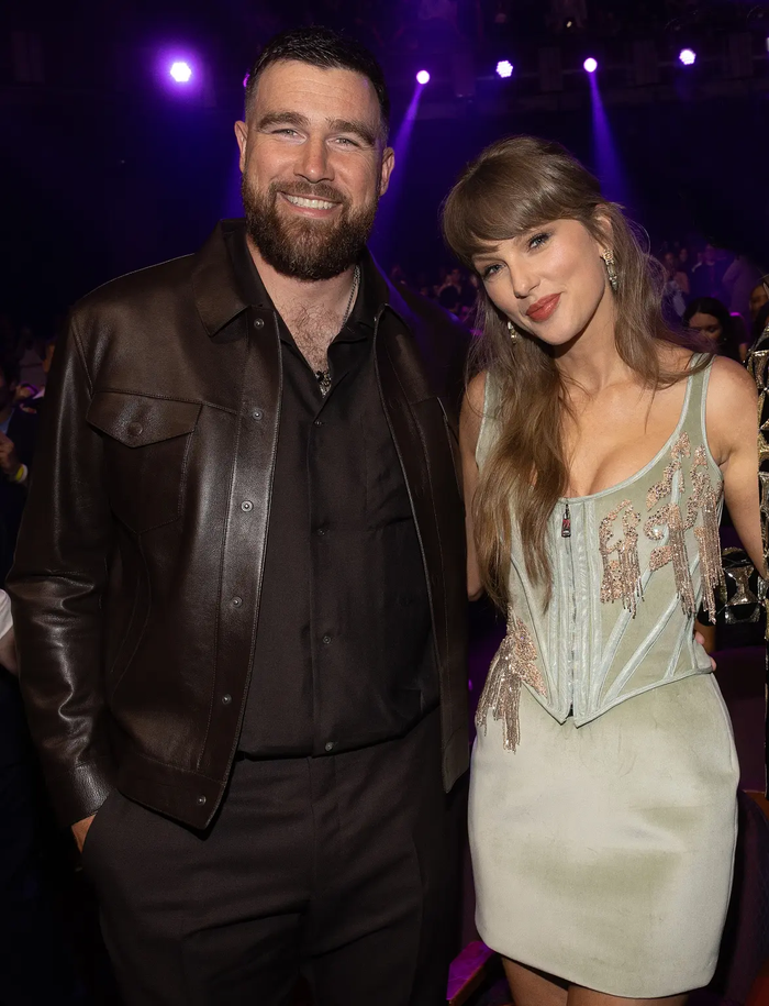 Trước đó một ngày, Taylor Swift và Travis Kelce đã tổ chức tiệc riêng tư.