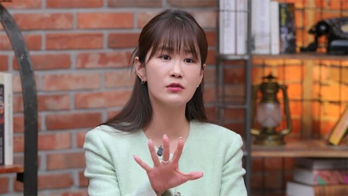 Nữ diễn viên hài Kim Ji Min bất ngờ mở lòng về trải nghiệm bản thân từng bị cô lập ở trường.