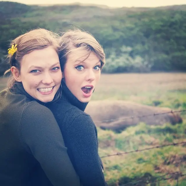 Karlie Kloss và Taylor Swift từng là một trong những cặp bạn thân nổi tiếng nhất Hollywood sau khi quen biết vào năm 2013.