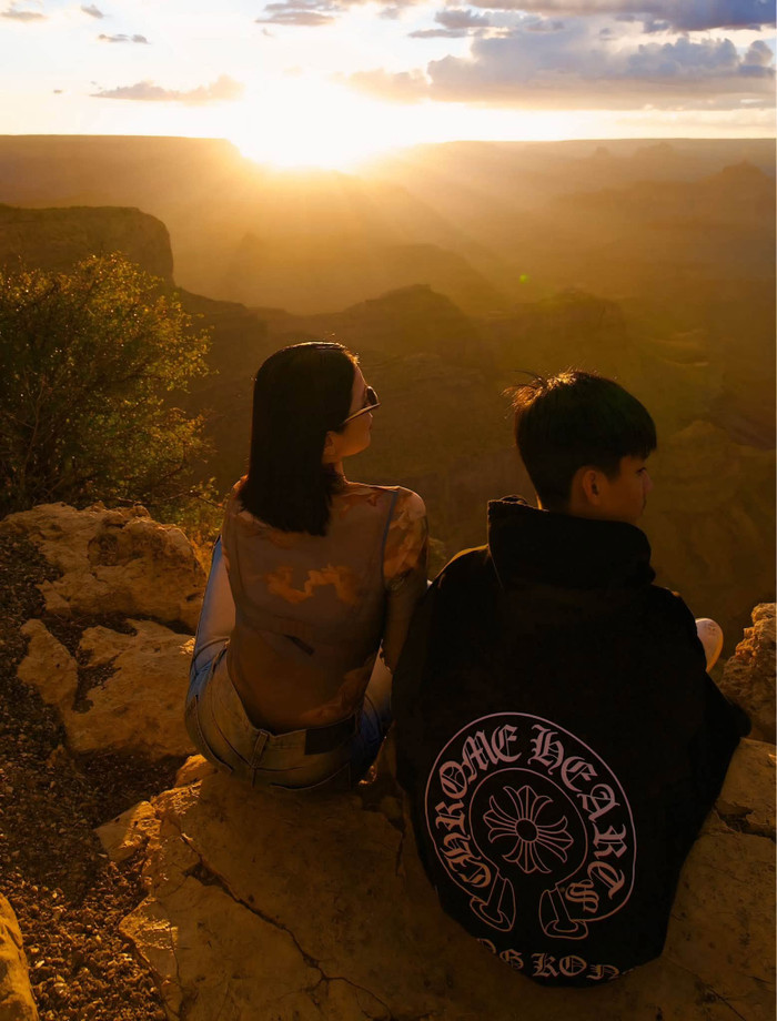Lệ Quyên và con trai tại Grand Canyon ở Mỹ.