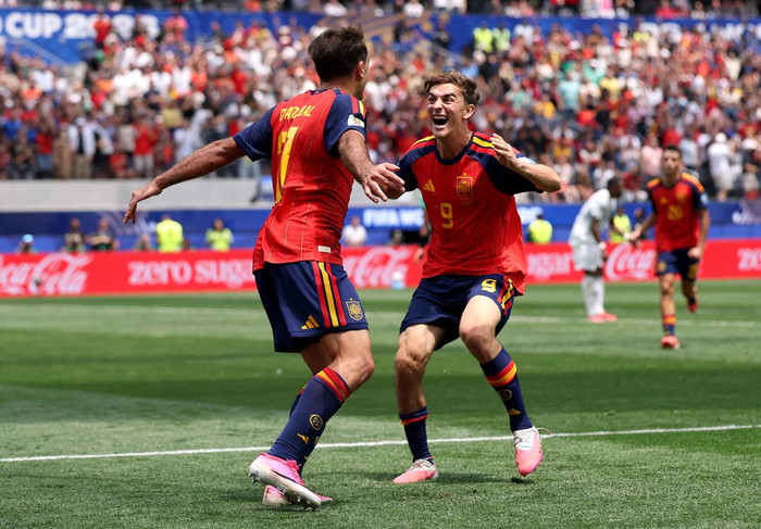 Tây Ban Nha: Đội bóng đáng sợ nhất vì… giỏi phòng ngự khi chưa bị thủng lưới. Ảnh: FIFA