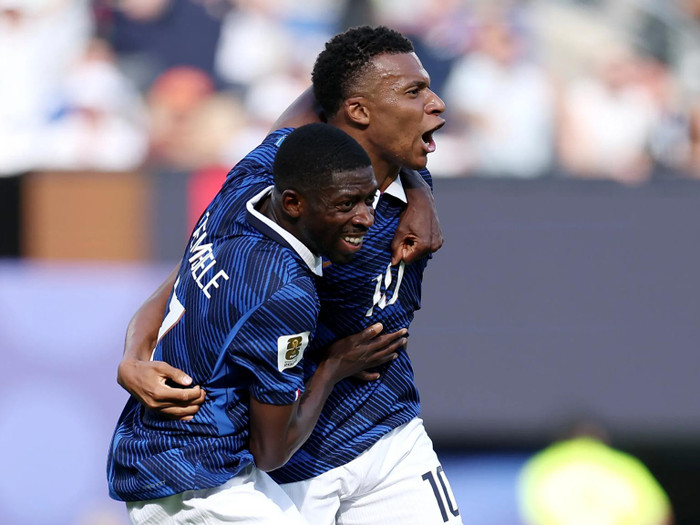 Không chỉ ghi bàn, Mbappe đang dẫn dắt hàng công đáng sợ nhất World Cup 2026 và khiến mọi đối thủ lo ngại. Ảnh: FIFA