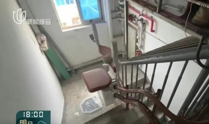 Chi hơn 200 triệu đồng lắp thang miễn phí cho cả tòa nhà, người phụ nữ nhận về cái kết không ngờ Ảnh 1