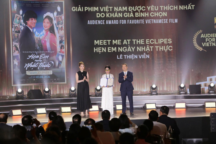 Hẹn em ngày nhật thực được khán giả bình chọn là Phim Việt Nam được yêu thích nhất tại DANAFF IV. Ảnh: Liên hoan phim Châu Á Đà Nẵng.