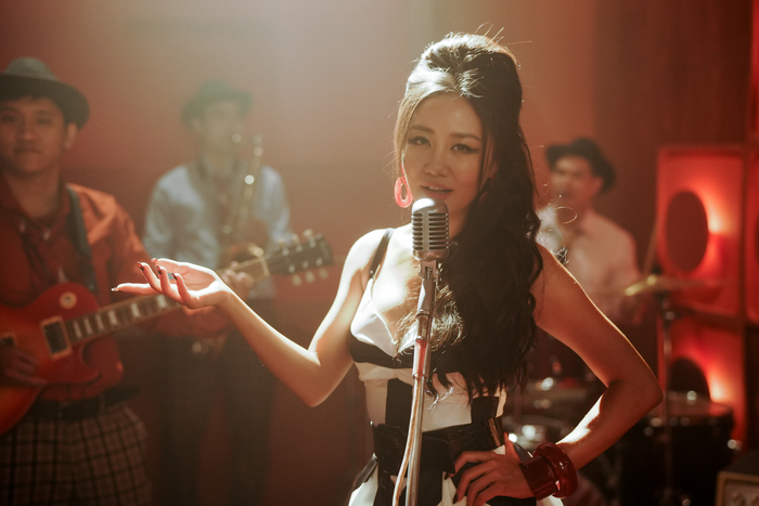 Nữ ca sĩ Văn Mai Hương tiếp tục góp mặt trong dự án điện ảnh Mesdames Thanh Sắc.